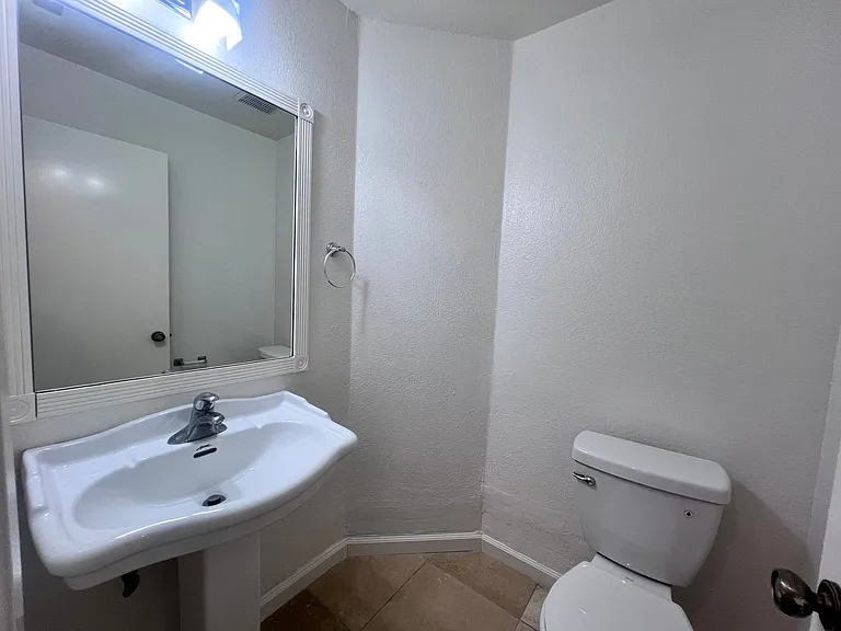 34299 Maybird Cir — Photo 13