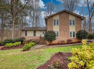 832 Sweet Briar Ln SE, Conyers, GA 30094