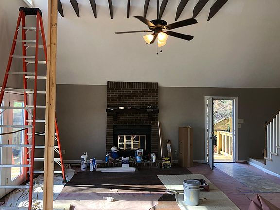 5th image of 641 Larkspur Dr