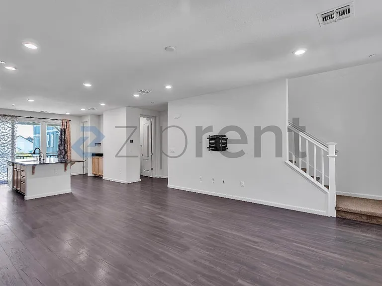 6914 Geyserville St — Photo 14