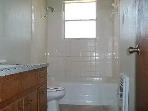 4805 Lisa Ln, Del City, OK 73115
