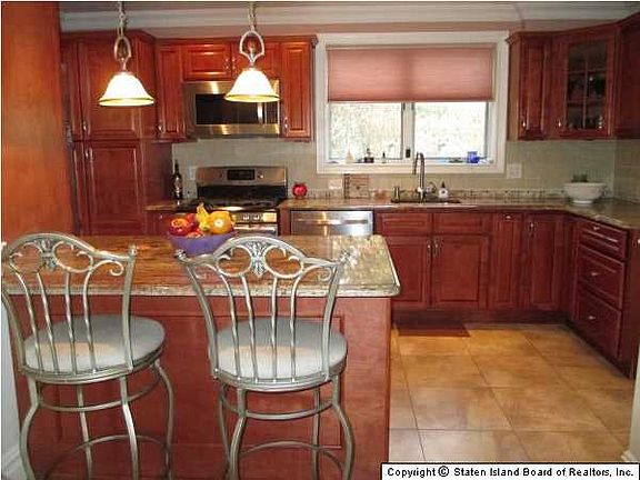 3rd image of 30 Princewood Ave
