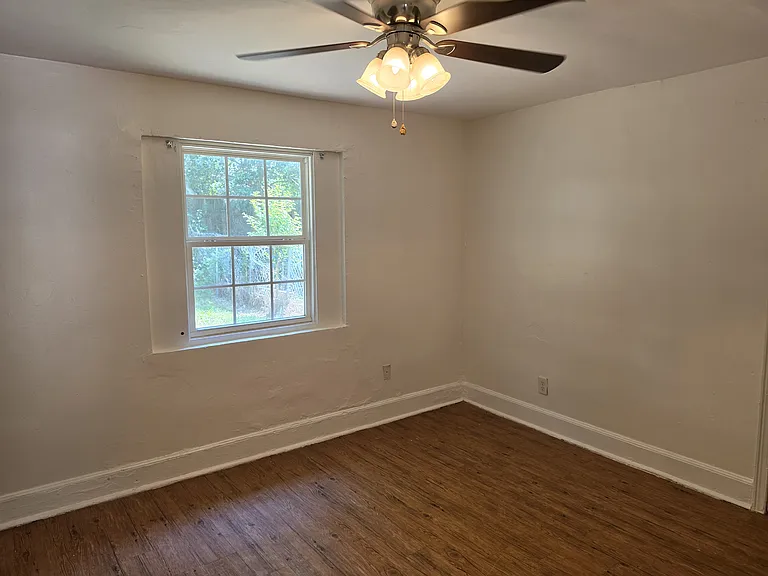 1506 Evergreen St #A — Photo 6