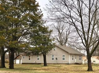 303 E Minnesota St, Nevada, MO 64772
