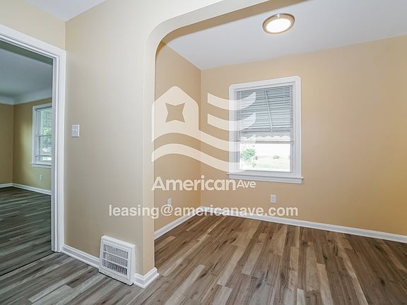 1483300_004_wm_-_dining_room_12912786.jpg