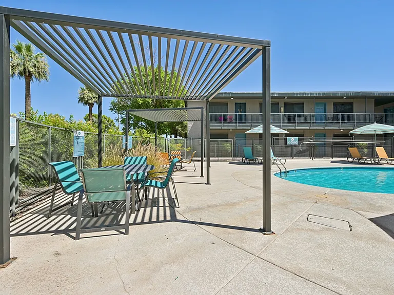 Cornell Apartments — Photo 48