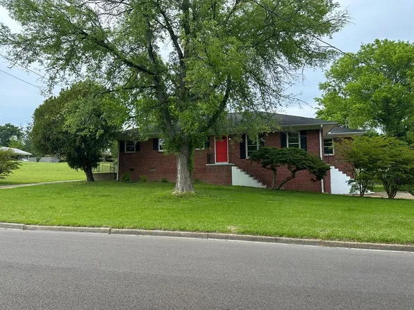 920 Eisenhower Dr, Tupelo, MS 38801