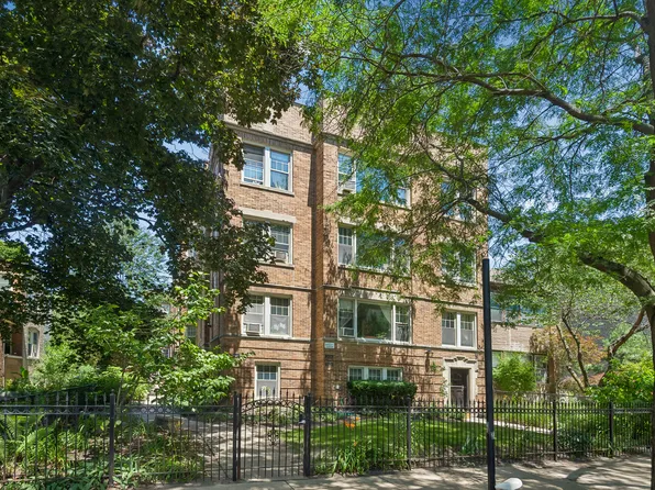 2018 W Greenleaf Ave APT 1F, Chicago, IL 60645