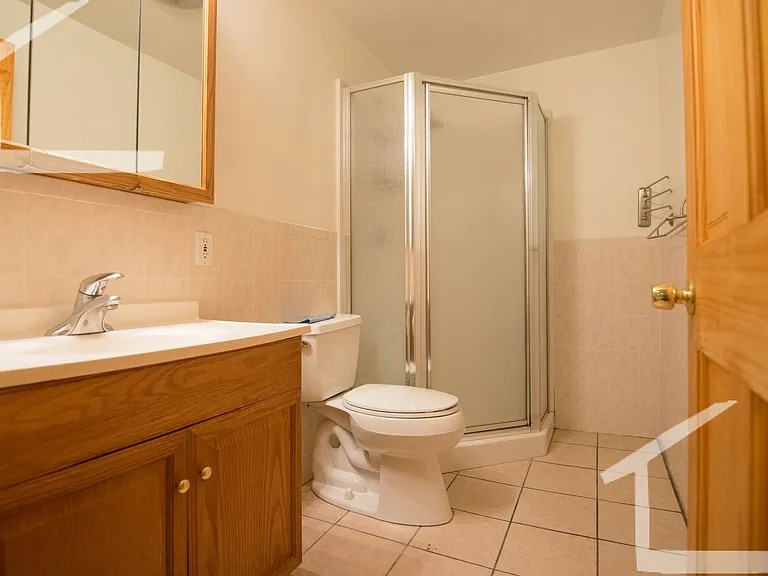 149 Thorndike St #4 — Photo 10