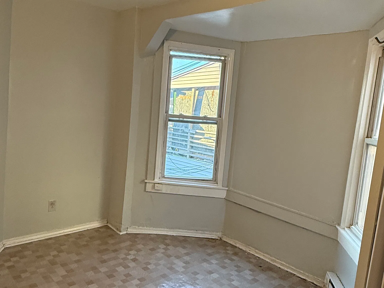 2 bed, 1000 sqft, $1,425 — Photo 3