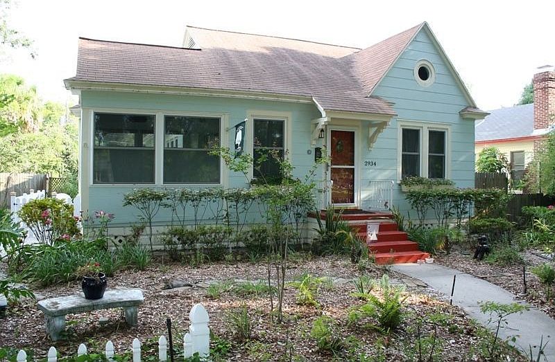 Kenwood Bungalow