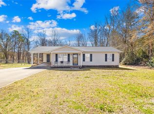 348 Runyan Rd, Grover, NC 28073