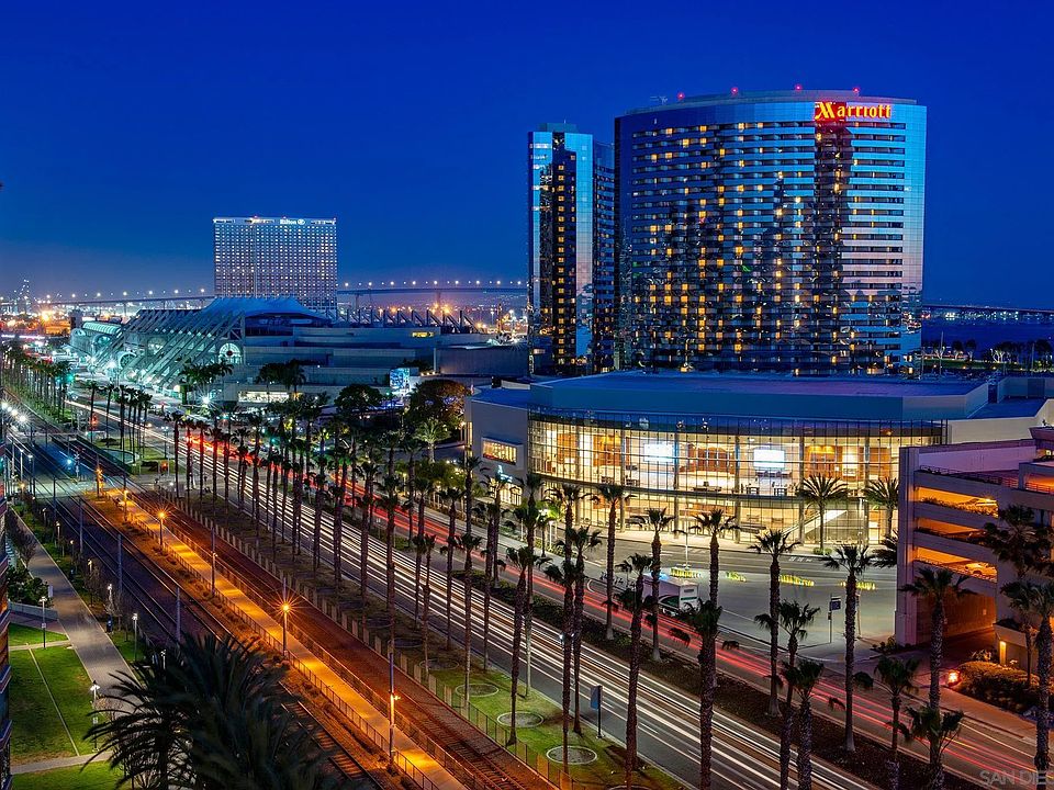 1st image of 500 W Harbor Dr W #1204
