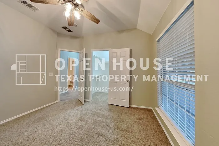 2904 Saint Martin Dr — Photo 19