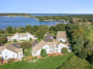 400 Noyac Rd UNIT D6, Southampton, NY 11968