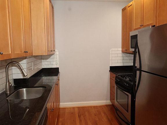 4th image of 757 Syracuse Ave APT 2N