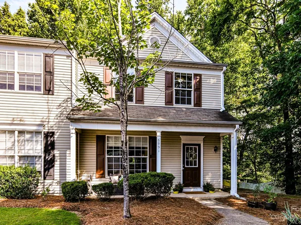 6991 Rothchild Dr, Charlotte, NC 28270
