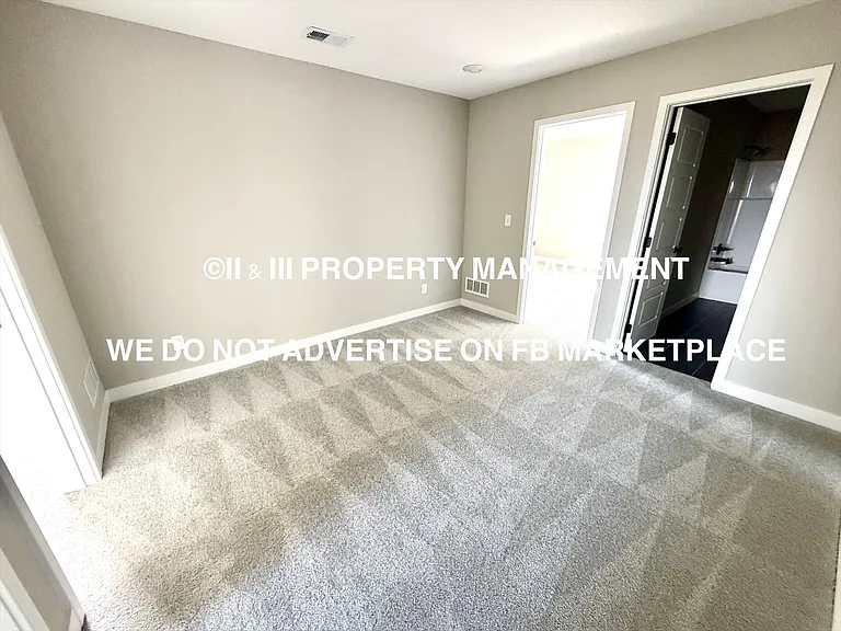 18755 188th Ter — Photo 18