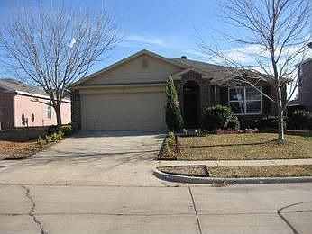 1st image of 119 Walnut Dr
