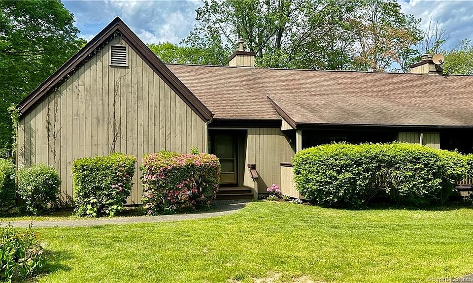1st image of 664 Osage Ln #B