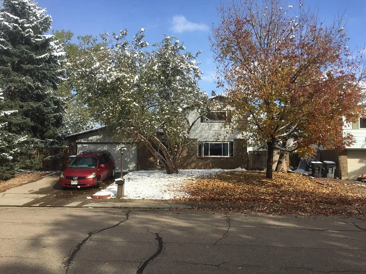 4 bed, 3004 sqft, $1,950 — Photo 2