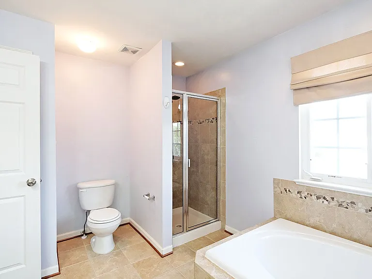 914 Bing Ln — Photo 12