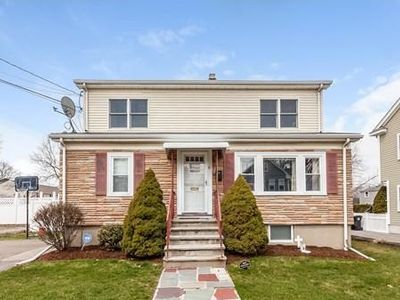 15 Ralph St, Watertown, MA, 02472