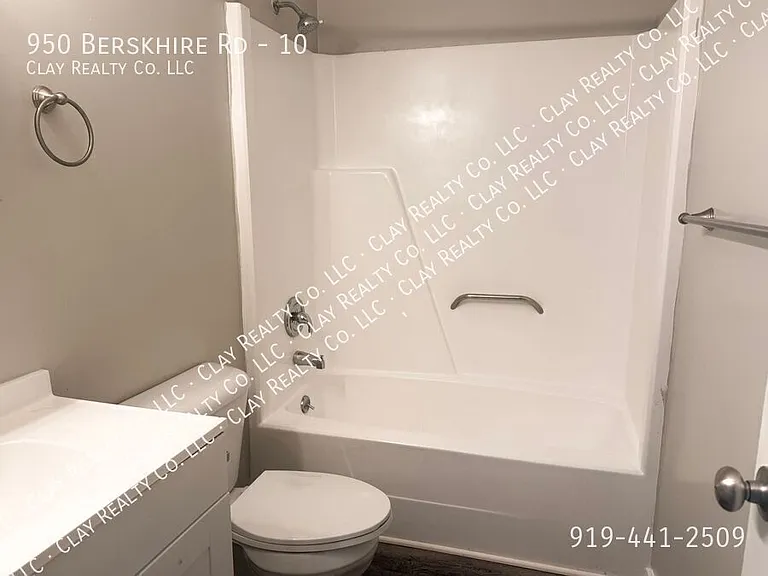 950 Berkshire Rd #10 — Photo 10