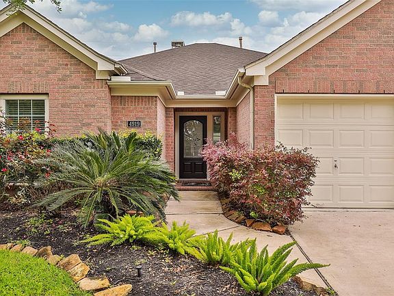 3rd image of 4919 Blaisefield Ct