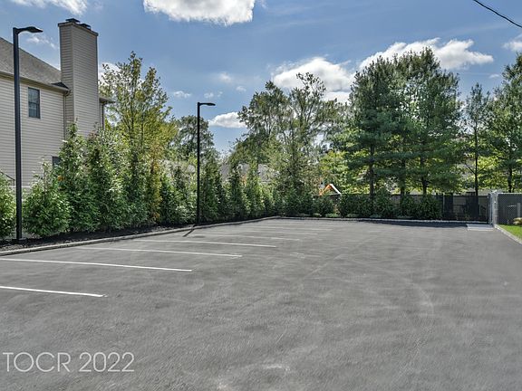 2nd image of 270B Broadway #B