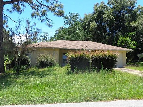 3rd image of 402 W Sugarmaple Ln