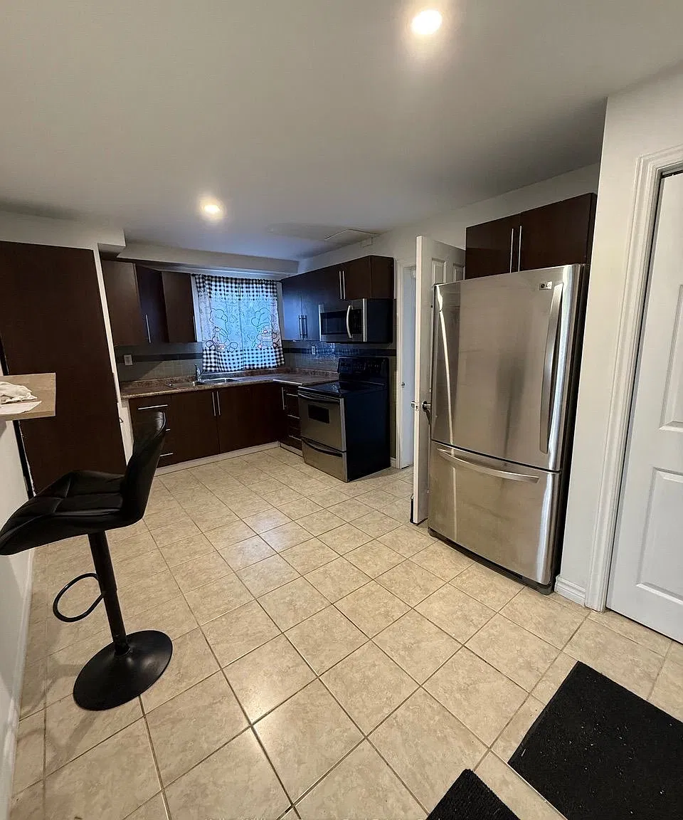 2 bed, $1,850 — Photo 3