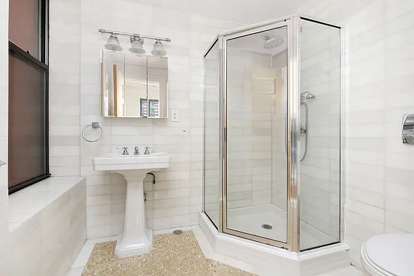 Rented by Compass | media 6