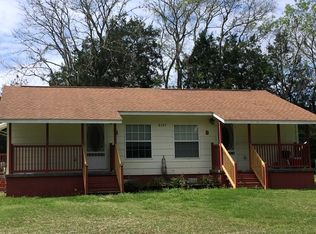 3137 Redbud Ln, Marianna, FL 32446