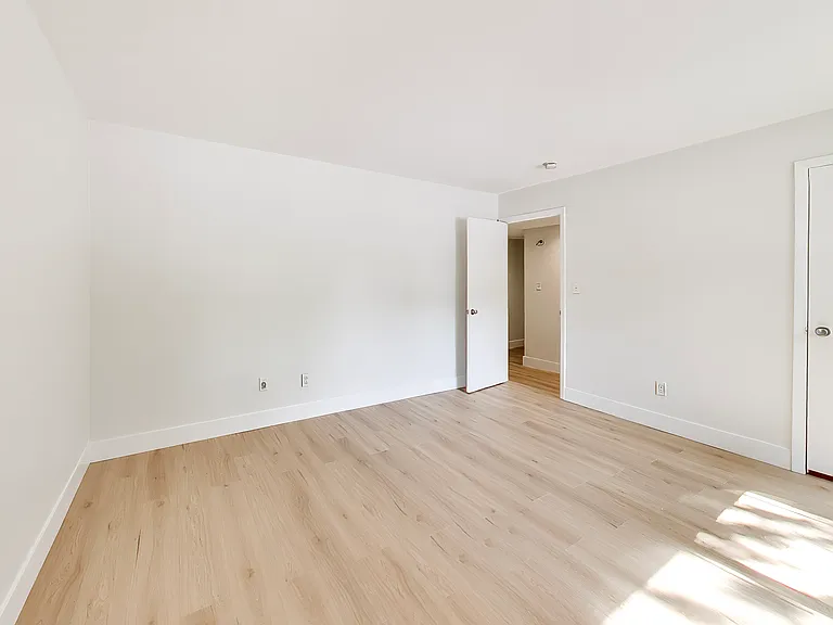 6027 Majors Ln #3 — Photo 16
