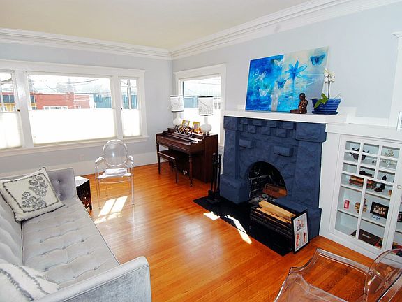 What a great fireplace!