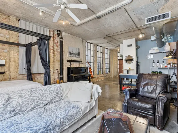 1122 Jackson St APT 820, Dallas, TX 75202