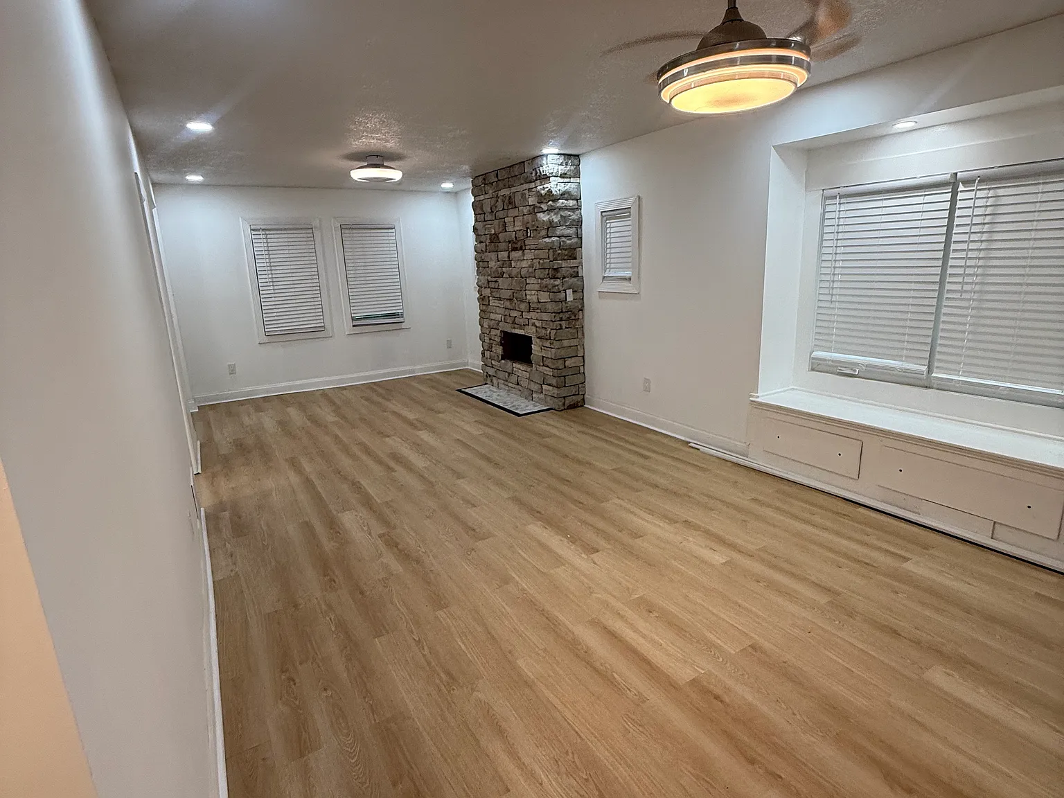 4 bed, 1850 sqft, $1,700 — Photo 4