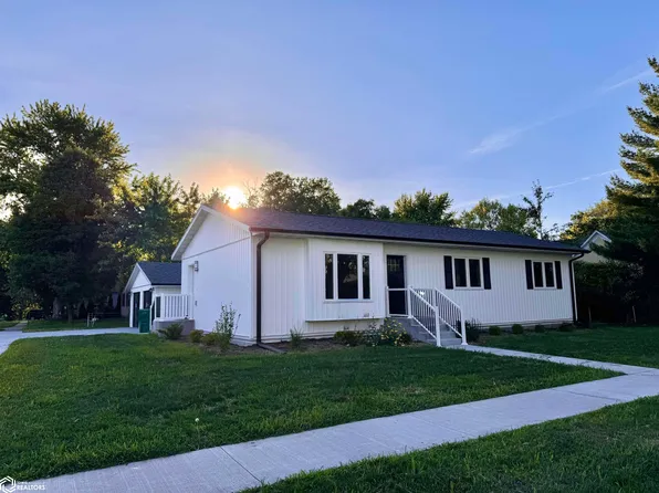 504 S 6th St, Fairfield, IA 52556