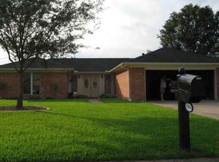 1904 Avenue J, Nederland, TX 77627
