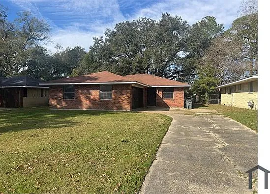 1027 Arcadia Dr — Photo 10