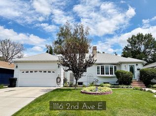 1116 2nd Ave E, Williston, ND 58801