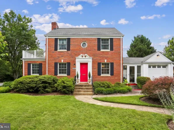 10025 Reddick Dr, Silver Spring, MD 20901