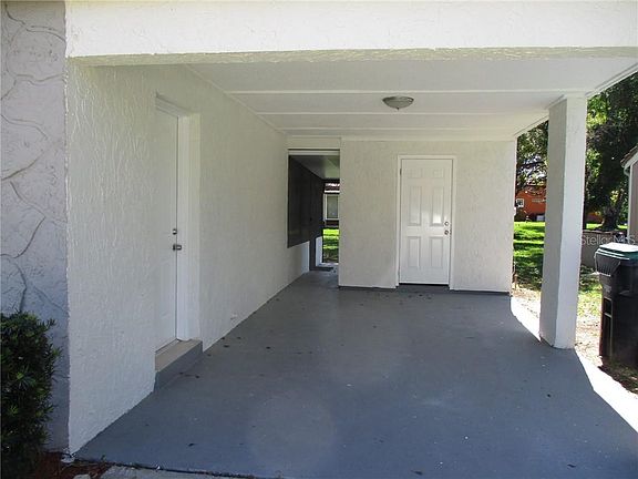 3rd image of 5662 Minaret Ct