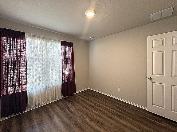 3rd image of 2418 Corradino St