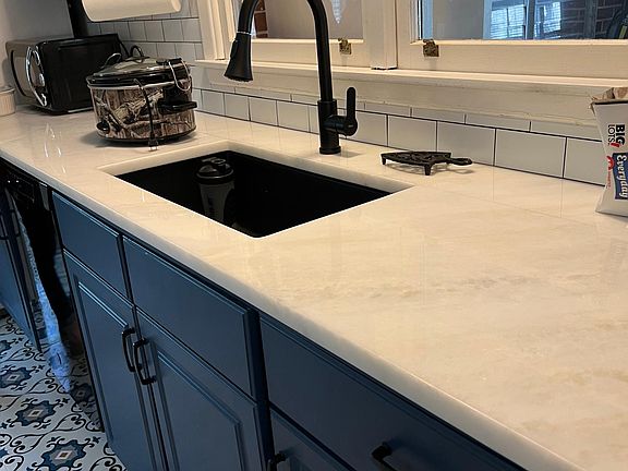 Quartz countertops