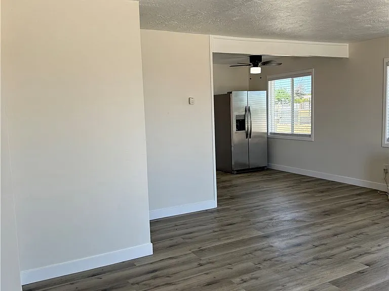 9966 Locust Ave — Photo 18