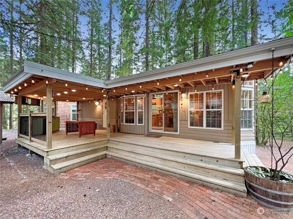 181 3 Big River Boulevard E, Deming, WA 98244
