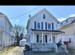 27A Bank St, Red Bank, NJ 07701