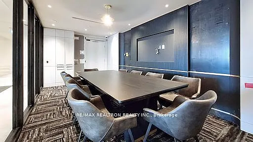 30 Upper Mall Way #A-1903 — Photo 20